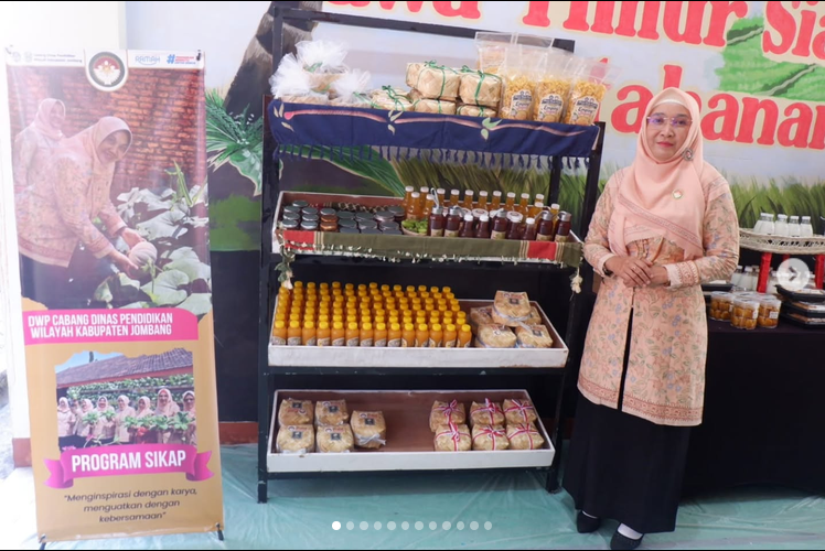 DWP SMAN Mojoagung Dukung Program SIKAP melalui Produk Olahan Kreatif dan Inovatif
